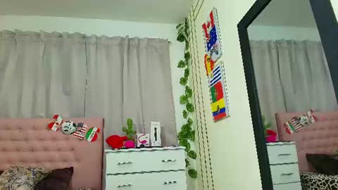 Lulu  online show from 07/15/26, 04:51