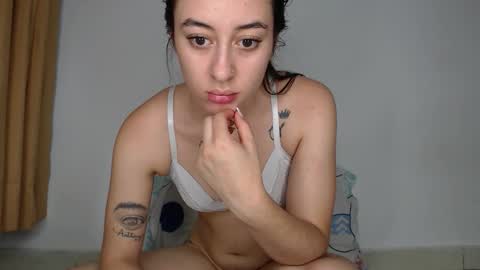 Chloe  online show from 09/23/25, 10:35