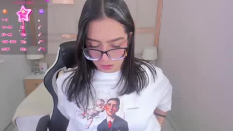 Chloe online show from 03/12/25, 02:45