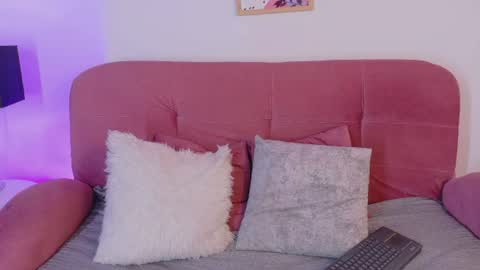 chloe_wilson7 online show from 07/28/26, 03:21