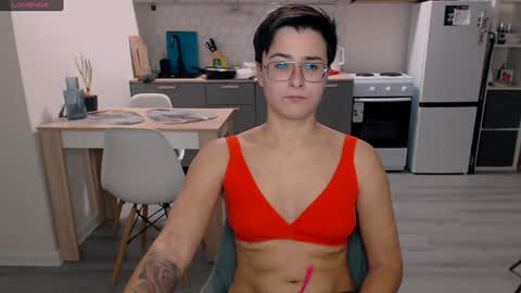 Eva and Sandra online show from 12/05/24, 10:12
