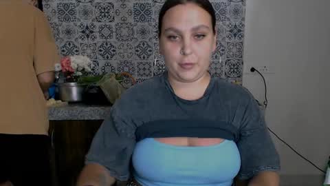 Eva and Sandra online show from 02/21/25, 02:06