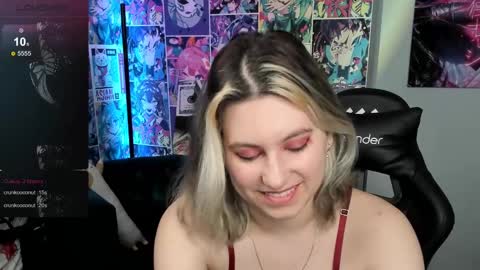 Snapshot of chloebloss0m chatting on 03/12/25, 06:07 Boni online show from 03/12/25, 06:07
