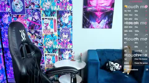 Snapshot of chloebloss0m chatting on 10/03/25, 02:52 Boni online show from 10/03/25, 02:52