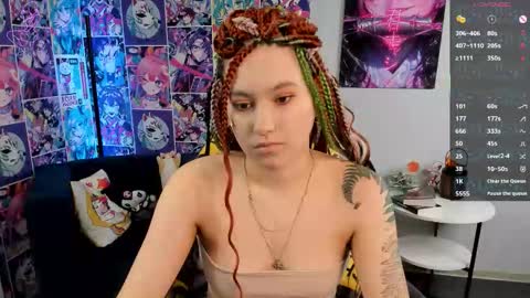 Snapshot of chloebloss0m chatting on 11/08/25, 03:07 Boni online show from 11/08/25, 03:07