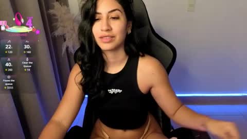 Chloe online show from 07/25/26, 11:08
