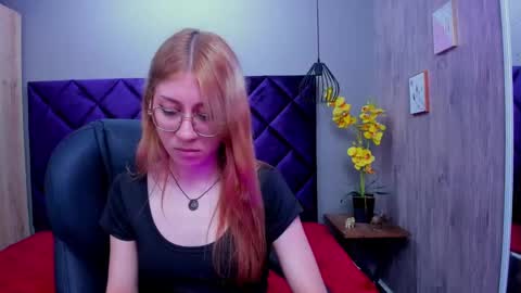 chloecampbell03 online show from 10/09/25, 03:10