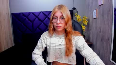 chloecampbell03 online show from 10/21/25, 12:50