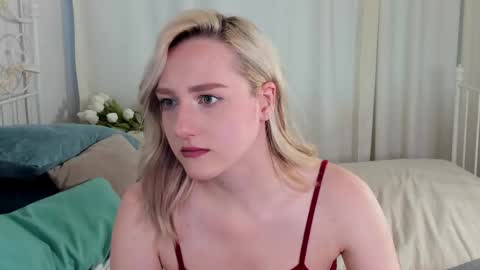 Snapshot of chloedeccker chatting on 05/31/26, 08:21 Chloe Deccker online show from 05/31/26, 08:21