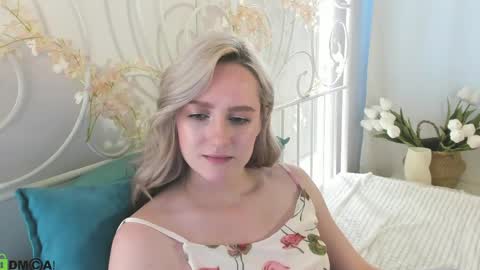 Snapshot of chloedeccker chatting on 06/05/26, 06:52 Chloe Deccker online show from 06/05/26, 06:52