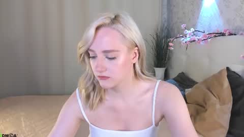 Chloe Deccker online show from 06/25/26, 01:05