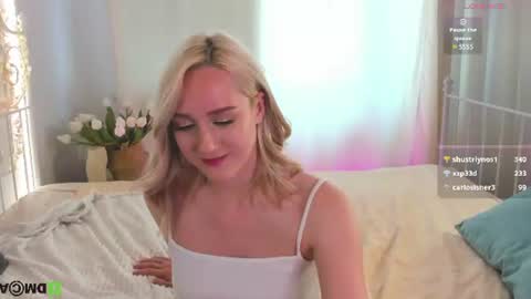 Chloe Deccker online show from 07/07/26, 07:23
