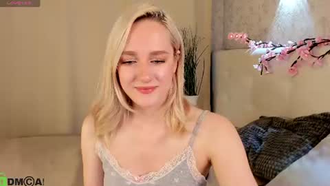 Chloe Deccker online show from 07/27/26, 01:01