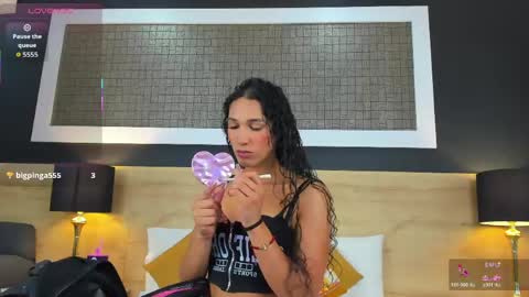 Snapshot of chloee_adams_ chatting on 04/14/26, 08:26 Chloe online show from 04/14/26, 08:26