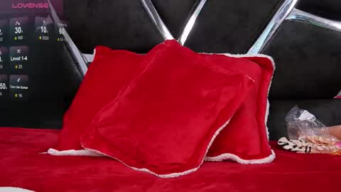 chloee_foxx online show from 09/12/25, 02:33