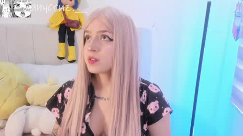 Chloe online show from 05/18/26, 09:53