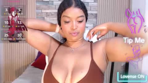 chloee_hs online show from 09/09/25, 03:17