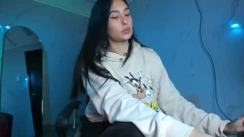ChloeeThompson online show from 09/10/25, 03:17