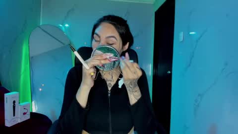 ChloeeThompson online show from 09/25/25, 03:43