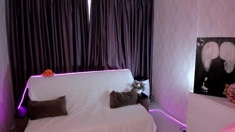 Chloe online show from 09/24/25, 01:14