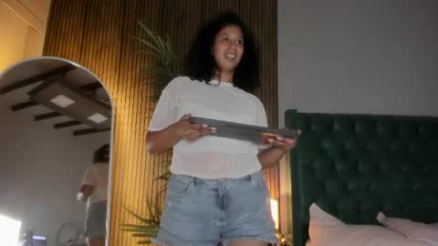Chloe fixxx online show from 07/22/26, 09:50