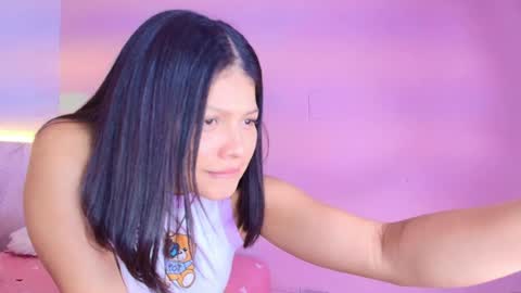 chloeh18 online show from 06/12/26, 04:06