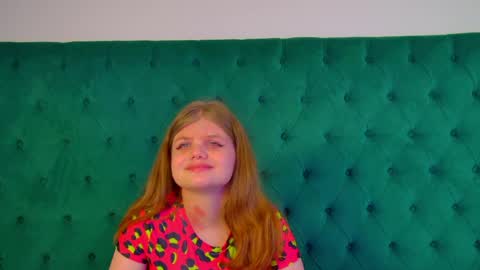 Snapshot of chloehalses chatting on 04/28/26, 05:12 ChloeHalses online show from 04/28/26, 05:12