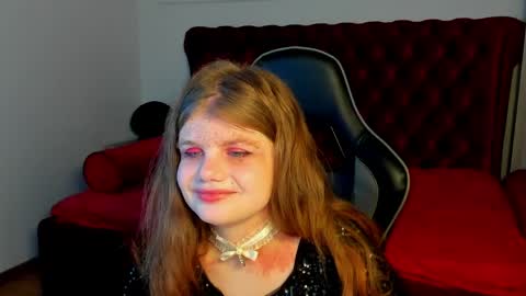 Snapshot of chloehalses chatting on 04/29/26, 05:22 ChloeHalses online show from 04/29/26, 05:22