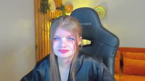 Snapshot of chloehalses chatting on 05/01/26, 05:34 ChloeHalses online show from 05/01/26, 05:34