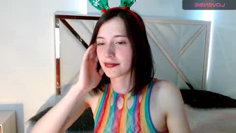 Chloe online show from 12/12/24, 07:37