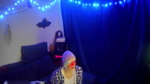 Snapshot of chloekissxo chatting on 12/29/24, 12:20 Chloekissxo online show from 12/29/24, 12:20