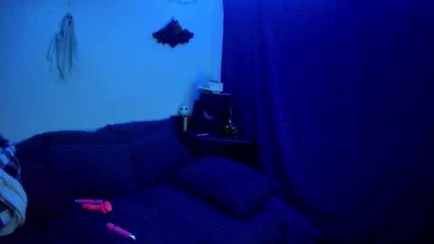Snapshot of chloekissxo chatting on 02/13/25, 04:22 Chloekissxo online show from 02/13/25, 04:22