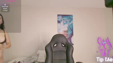 Melisa online show from 11/24/25, 11:32