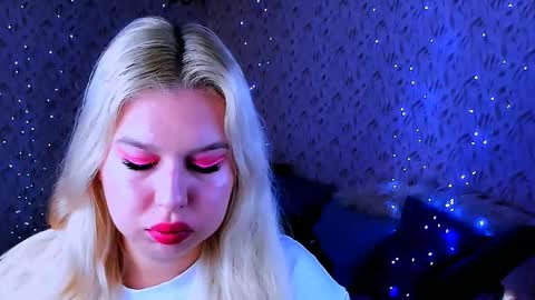 ChloeRicci online show from 10/07/25, 08:22