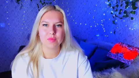 ChloeRicci online show from 10/09/25, 12:47