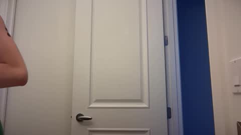 chloeros3e online show from 09/19/25, 05:13