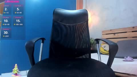 Chloe rosse online show from 12/19/24, 12:02