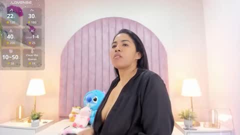 Chloe online show from 09/12/25, 11:43