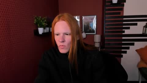 Chloe online show from 10/20/25, 12:38