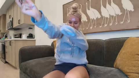 Chloe Babe online show from 07/28/26, 05:25