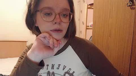 chmiri online show from 12/19/24, 01:18