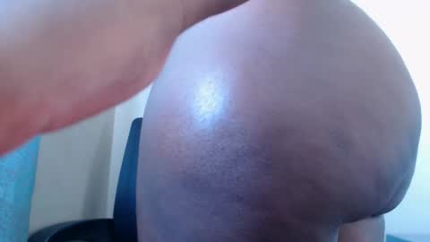 Snapshot of choccoa chatting on 09/22/25, 07:32 Daisy online show from 09/22/25, 07:32