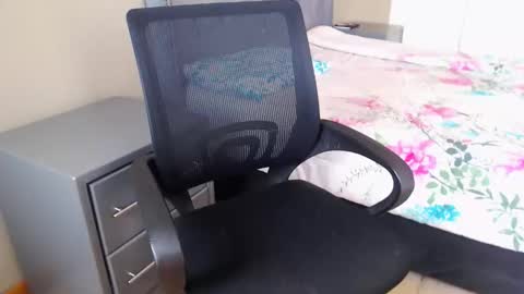 Snapshot of choccoa chatting on 10/07/25, 12:13 Daisy online show from 10/07/25, 12:13