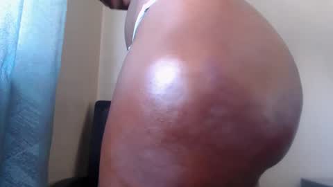 Snapshot of choccoa chatting on 12/02/25, 06:19 Daisy online show from 12/02/25, 06:19