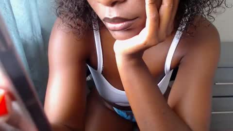 Snapshot of choccoa chatting on 12/18/25, 06:52 Daisy online show from 12/18/25, 06:52