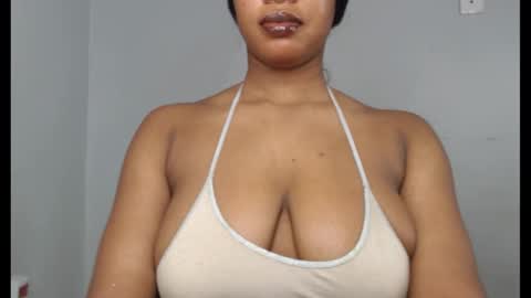 ESTHER online show from 10/09/25, 07:50