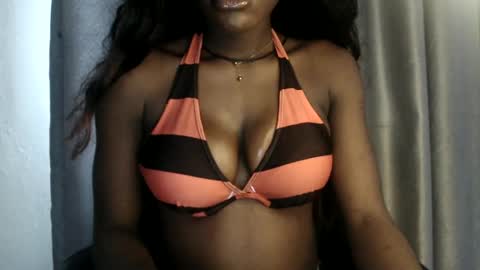 mila online show from 03/01/25, 01:40