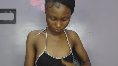 choco_petitqueen online show from 01/12/25, 03:03