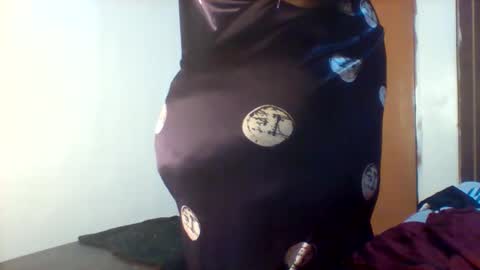 chocobabe002 online show from 09/14/25, 03:27