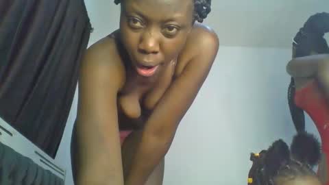 chocobear22 online show from 10/30/25, 01:01